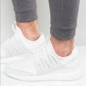 NWOT Adidas Tubular - size 13